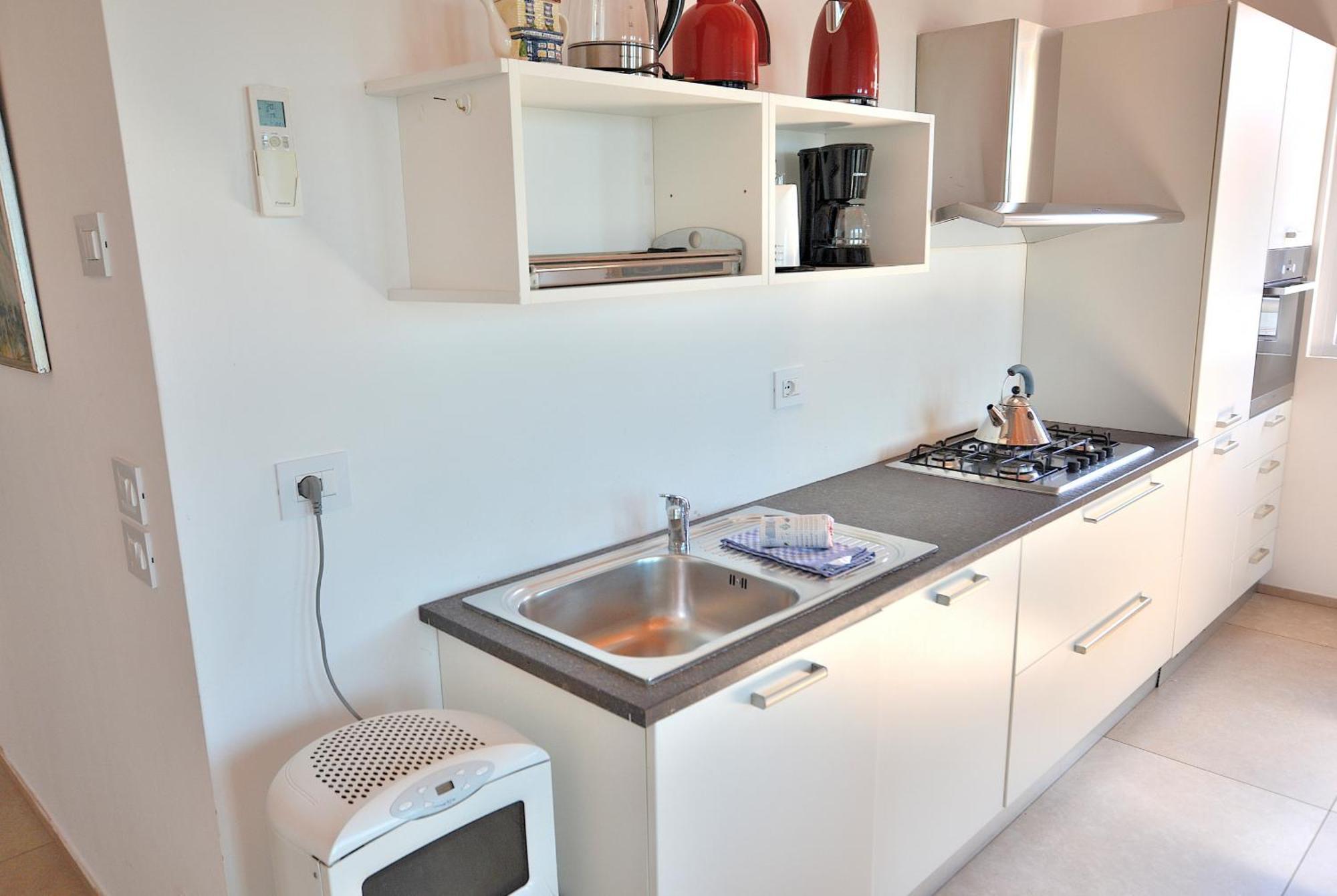 South Apartment With Pool Torri Del Benaco Ngoại thất bức ảnh